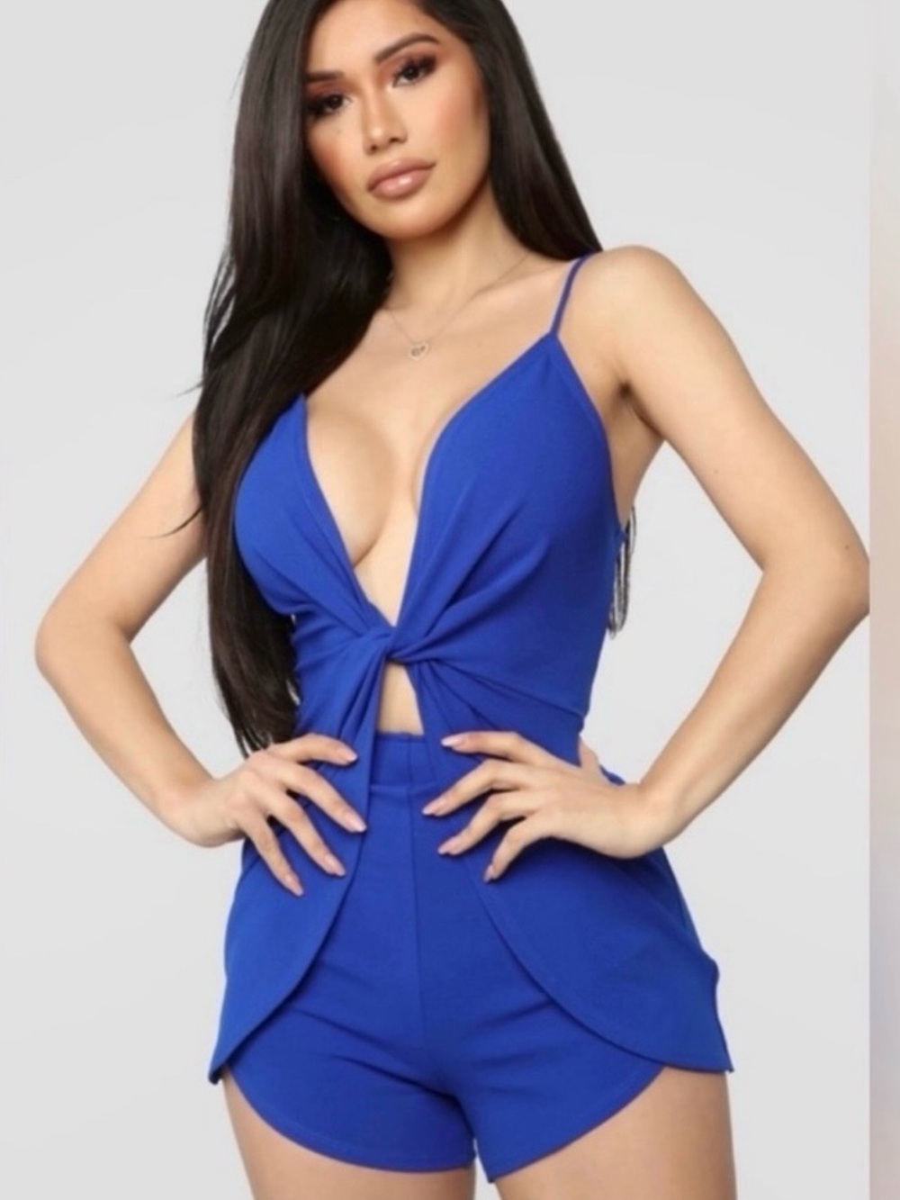 💙 NEW 💙 Fashion Nova Royal Blue Twist Front Romper Size Small 💙